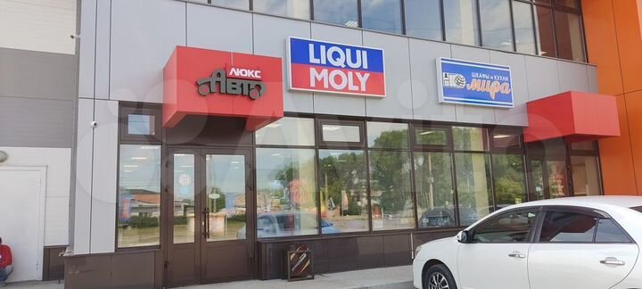 Торговая площадь 44 м²