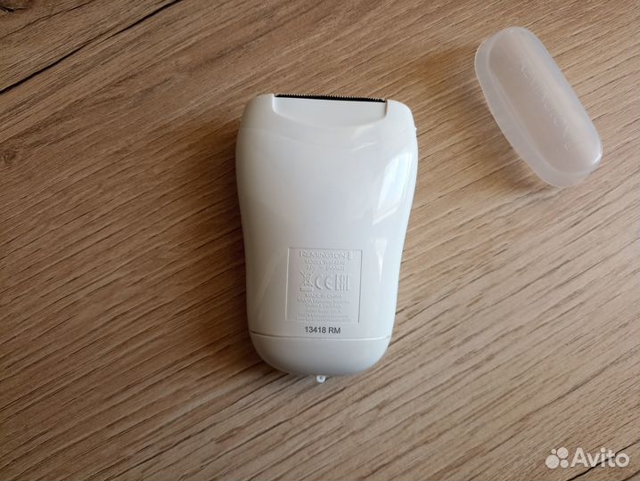 Электробритва для женщин Remington WSF4810