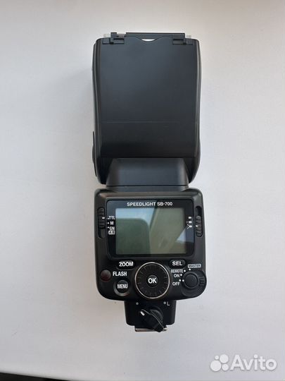 Вспышка Nikon Speedlight SB-700