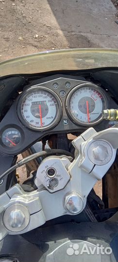 Мотоцикл стеллс sb200