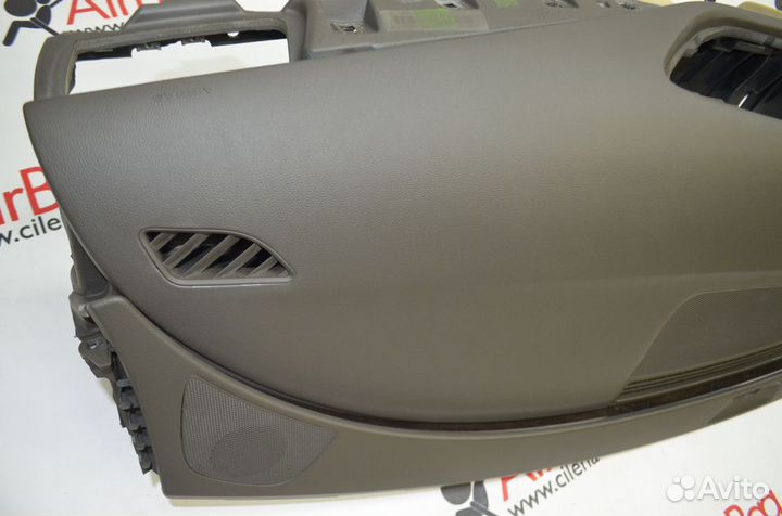 Торпедо панель приборов Audi A7 (коричн)