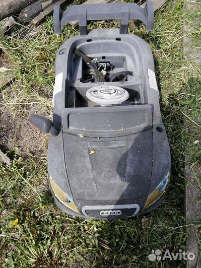 Машинка детская