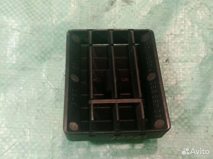 Дефлектор воздушный Opel Vectra B седан 1.6I