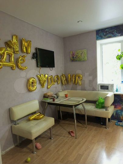 Комната 40 м² в 4-к., 2/4 эт.