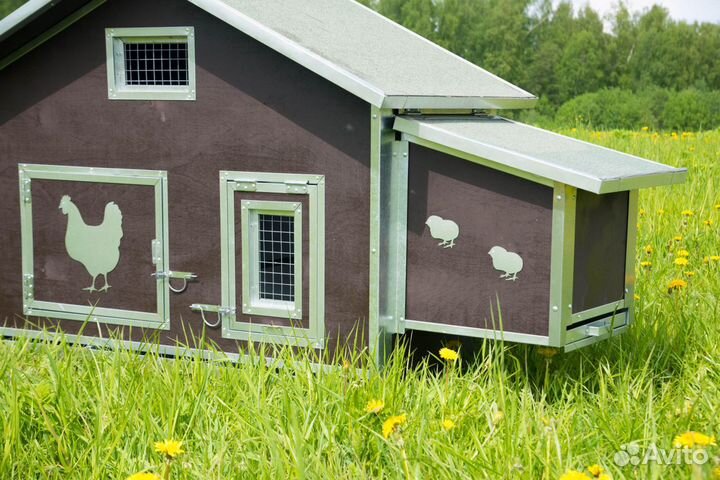 Утепленный курятник на 10 голов