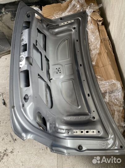 Крышка багажника w212