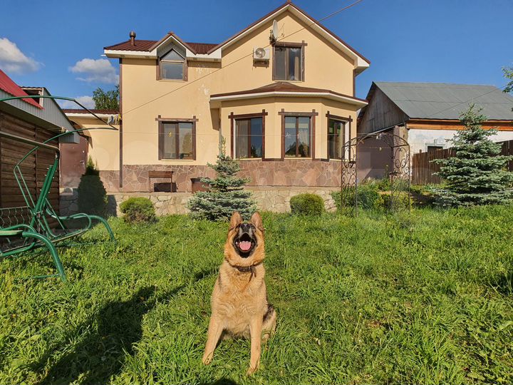 Дом 226,9 м² на участке 8 сот.