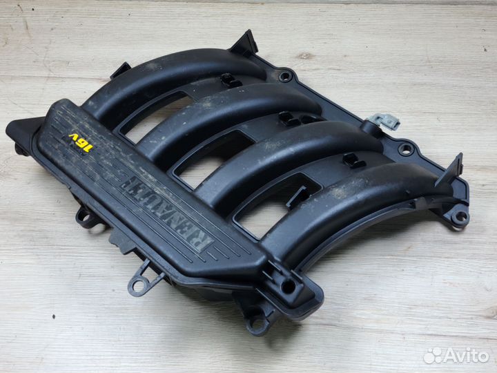 Впускной коллектор Рено Меган 2 1,6