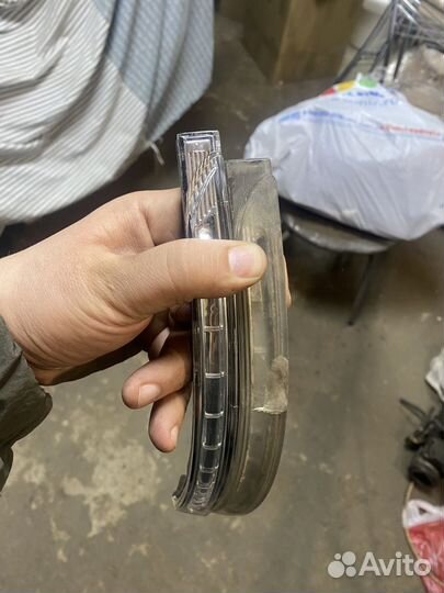 Поворотник в зеркало Киа спортейдж 3