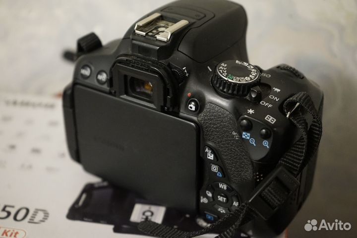 Canon EOS 650D зеркальный фотоаппарат + Kit 18-55