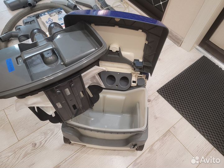 Моющий пылесос zelmer