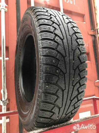 Nokian Tyres Hakkapeliitta SUV 5 245/70 R17