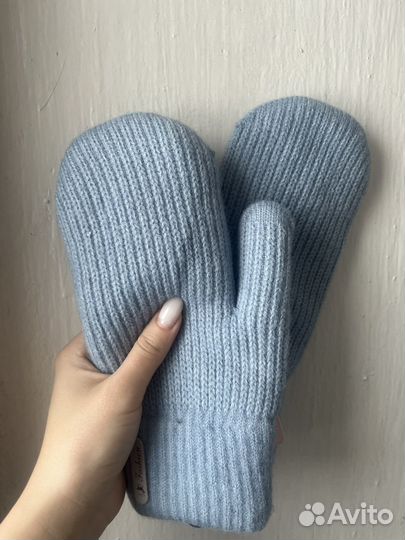 Варежки зимние женские