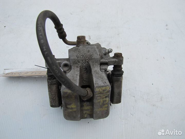 Суппорт задний правый Toyota RAV4