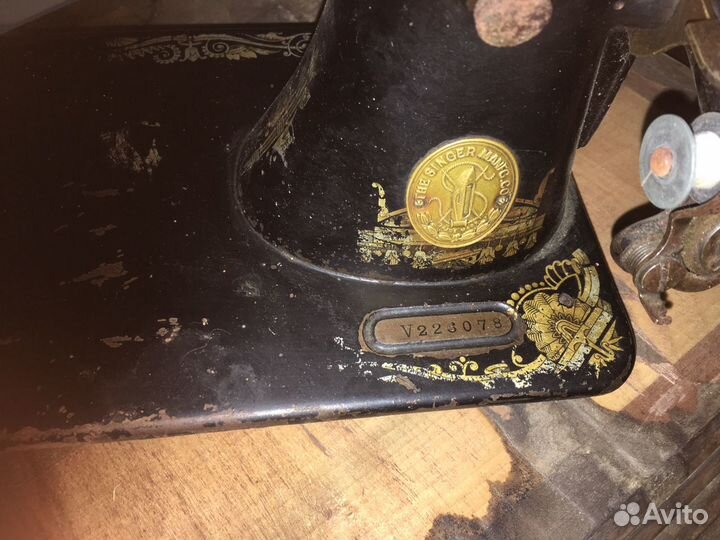 Швейная машина Singer