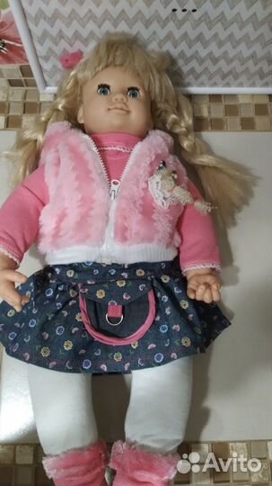 Интерактивная кукла