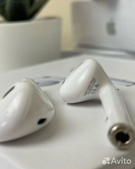 AirPods 2 LUX