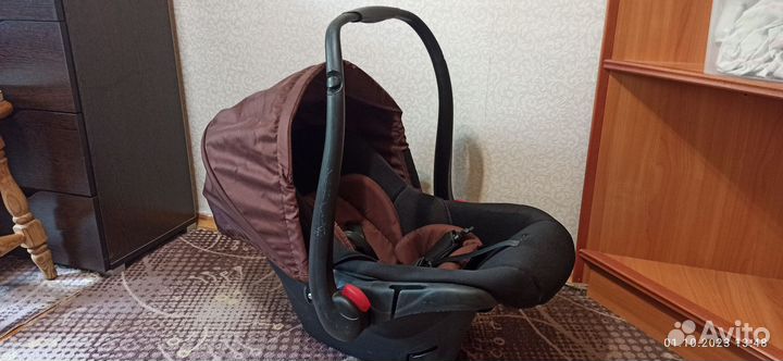 Детское автолюлька от 0 до 13 кг. Bobostello