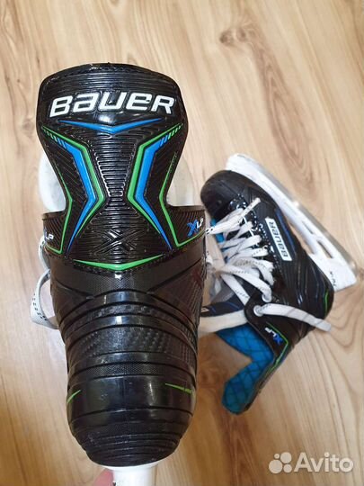 Хоккейные коньки Bauer детские