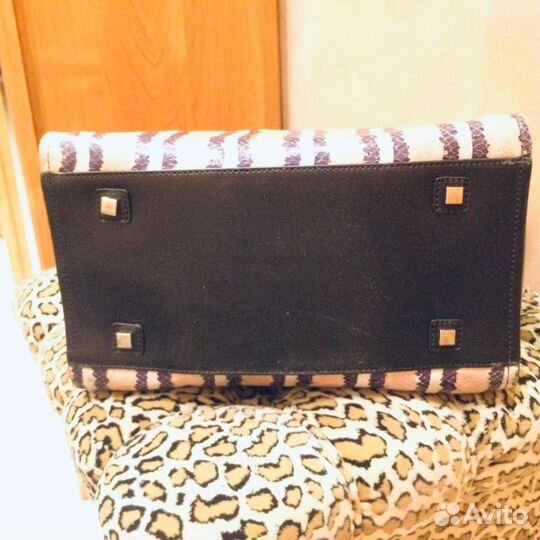 Сумки кожаные Uterque