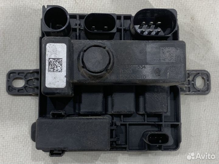 Встроенный модуль питания BMW X6 F16