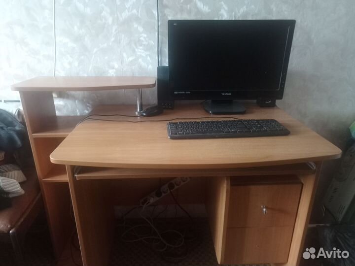 Компьютерный столик бу