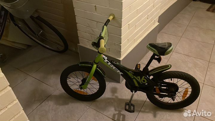 Детский велосипед трек 16