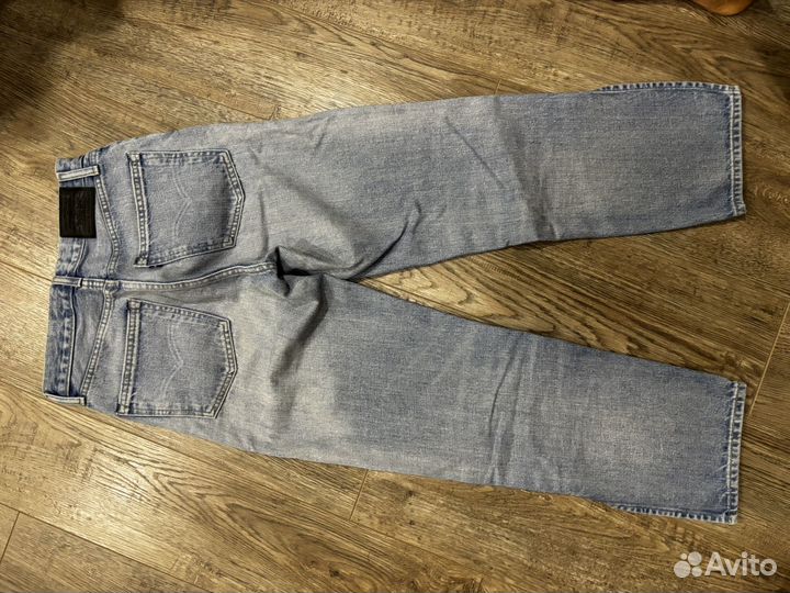 Джинсы levis 26 женские