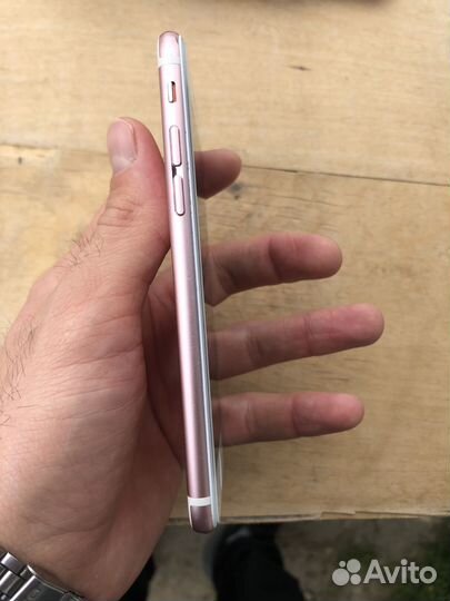 iPhone 6S, 64 ГБ