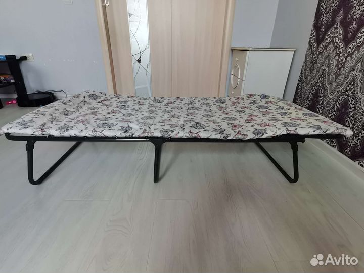 Раскладушка с матрасом в лагерь