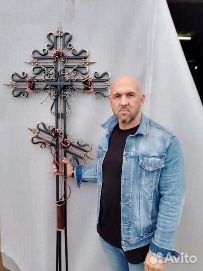 Кованый крест на могилу К9