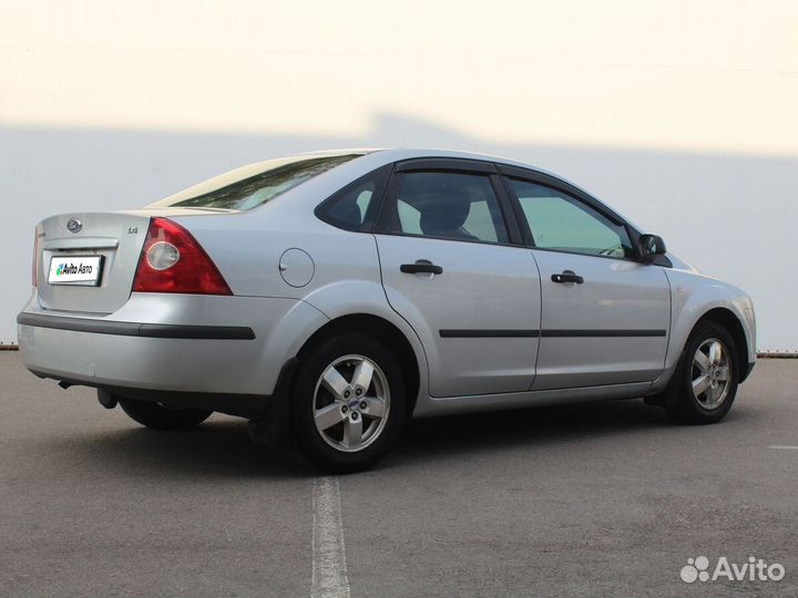 Ford Focus 1.4 МТ, 2006, 257 175 км