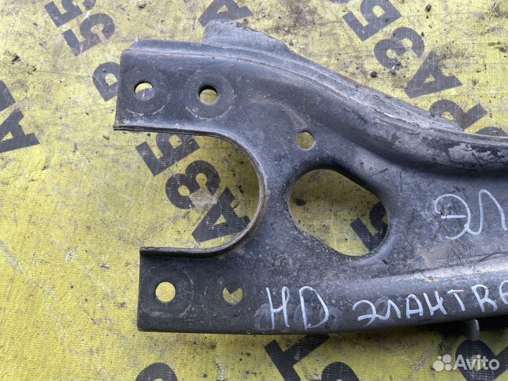 Рычаг задний правый Hyundai Elantra