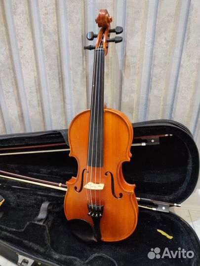 Продам скрипку 1/2