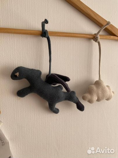 Мягкие игрушки на кроватку Liewood