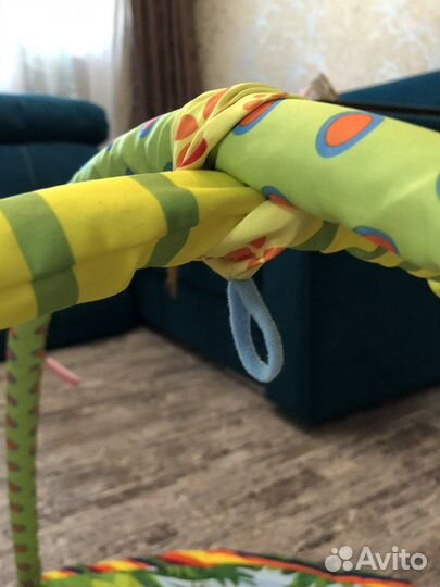 Развивающий коврик с дугами новый в упаковке