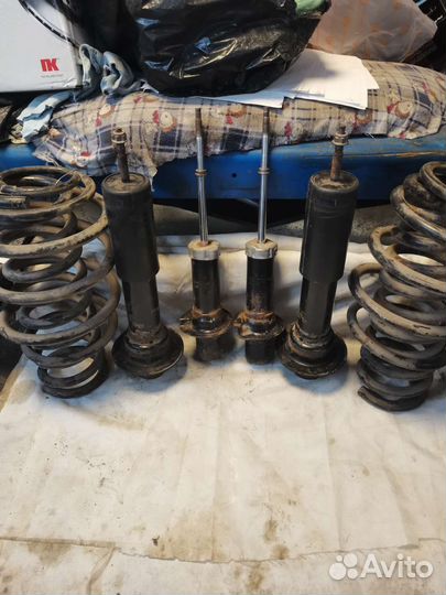 Стойки амортизатора комплект, Санг енг Кайрон. Бу