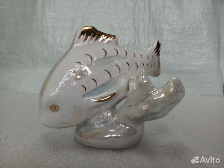 Фарфоровая статуэтка рыба карп Завод Дулево 1967г