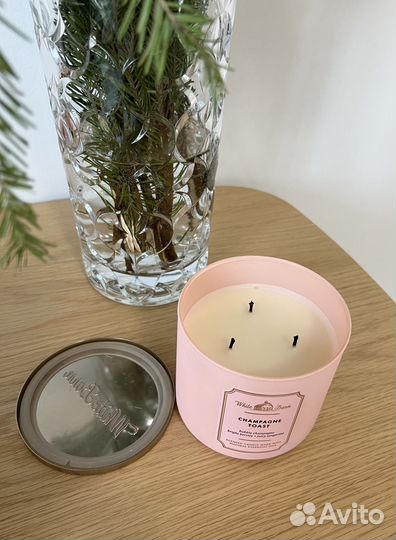 Свеча bath and body works Champagne Toast