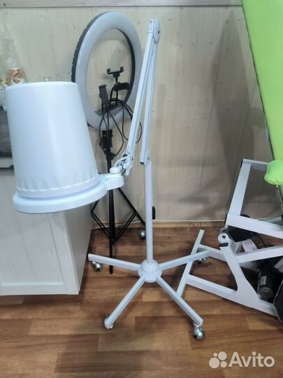 Вытяжка для маникюра и педикюра 4blanc