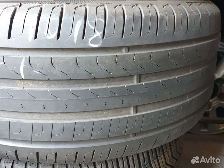 Pirelli Cinturato P7 275/40 R18 103Y
