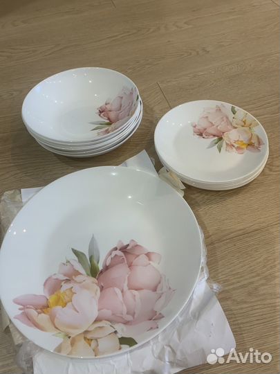 Набор тарелок 18 предметов новый