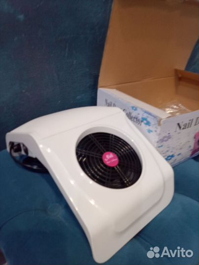 Пылесос для маникюра новый