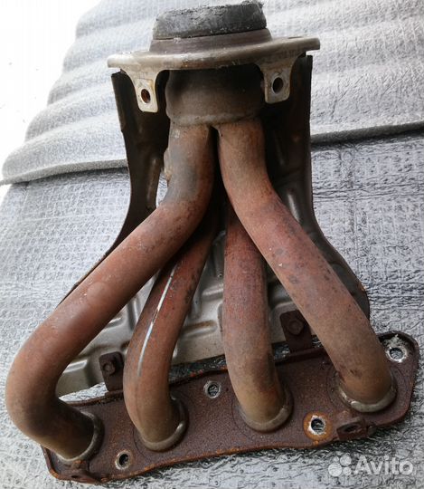 Выпускной коллектор Toyota 3ZZ / 3ZZ-FE