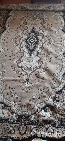 Ковер шерстяной