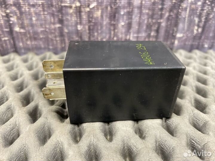 Реле Audi A4 B7 BFB 2006