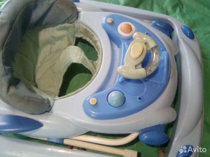 Стульчик детский (ходунки)