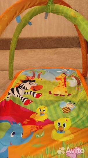 Развивающий коврик для малышей