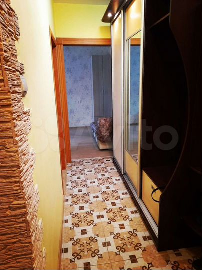 2-к. квартира, 54 м², 3/9 эт.