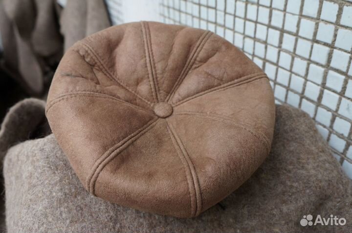 Женский меховой берет к дубленке, натуральная кожа